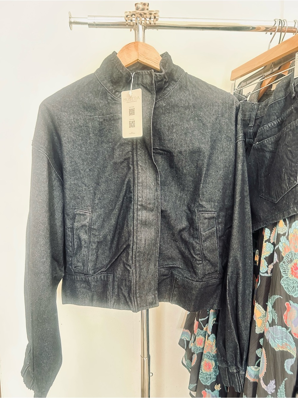 Women's Denim Zip-Front Jacket & Shorts SET!!